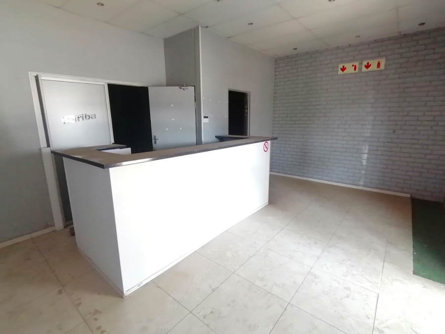 To Let commercial Property for Rent in Oranjesig Free State